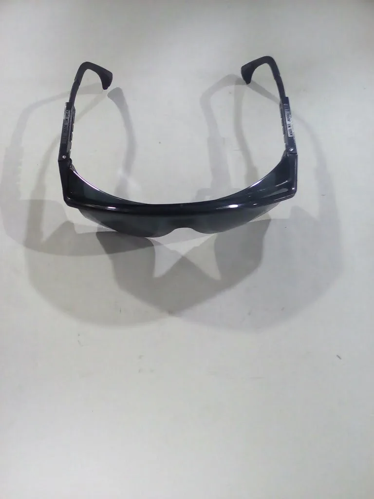 UVEX DARK SAFETY GOGGLE