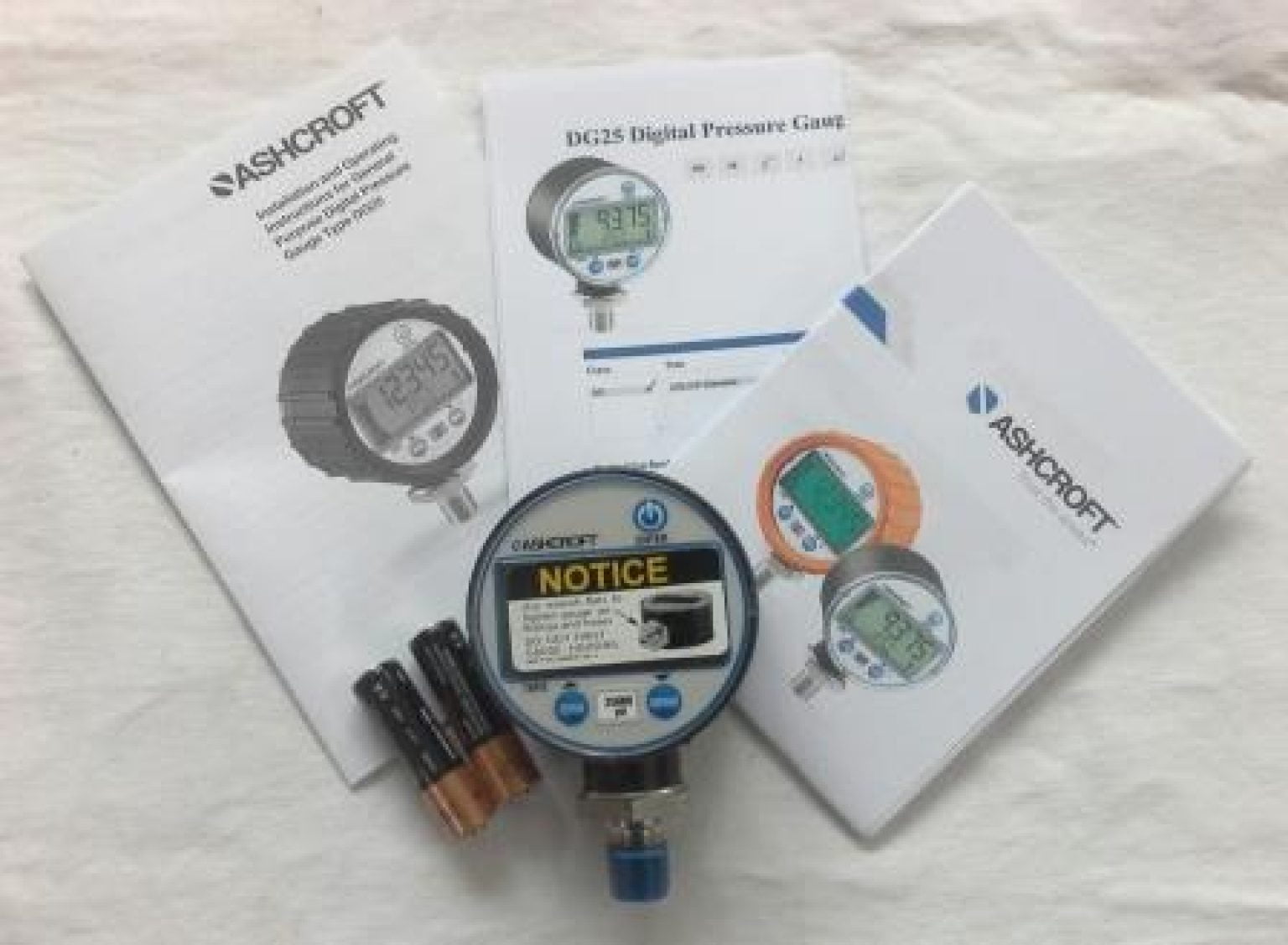 ASHCROFT DG25 DIGITAL PRESSURE GAUGE