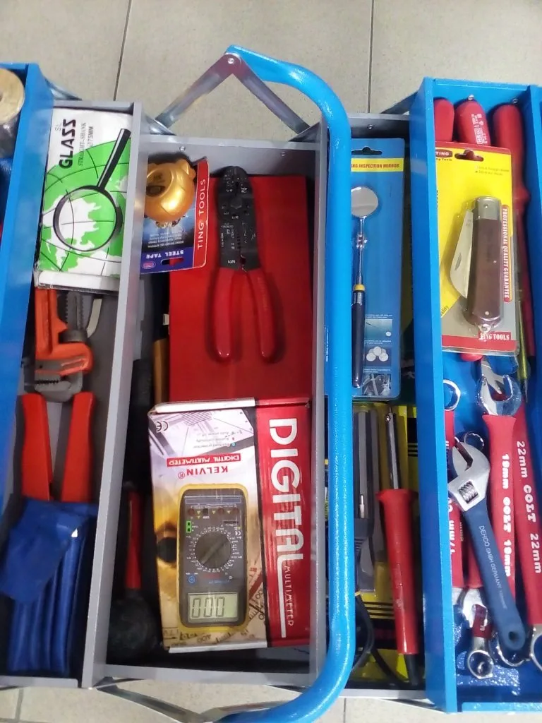 99PC CUSTOM-BUILT ELECTRICAL TOOLS KIT