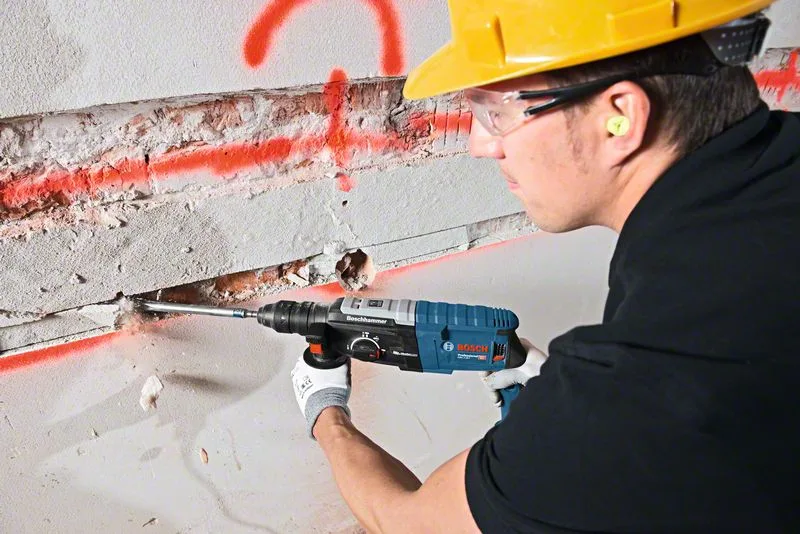 BOSCH GBH 2-28 F 880W ROTARYHAMMER/BREAKER - Image 4