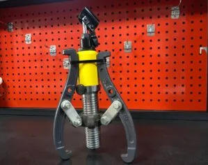 YL -5 12”250MM/ 5T HYDRAULIC GEAR  PULLER