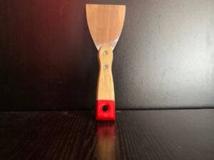3”/75MM WOODEN HANDLE SCRAPPER
