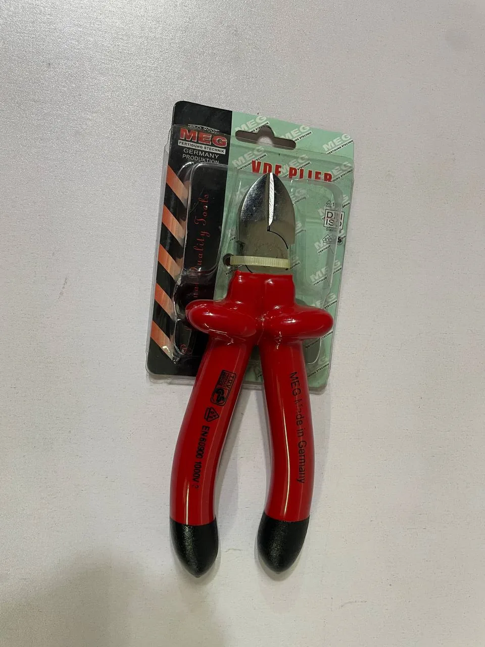 MEG PRO 8'' CUTTER PLIER