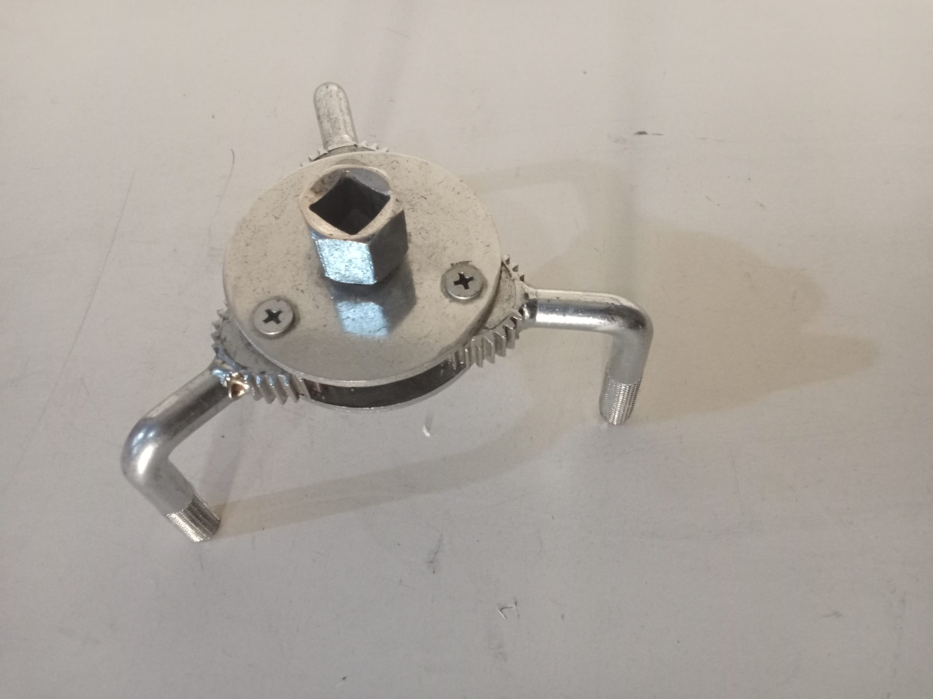 3 JAW ADJUSTABLE OIL FILTER WRENCH