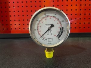 ENERPAC GF10B 700 BAR/10000PSI 3/8″ PRESSURE GAUGE – LIQUID-FIELD