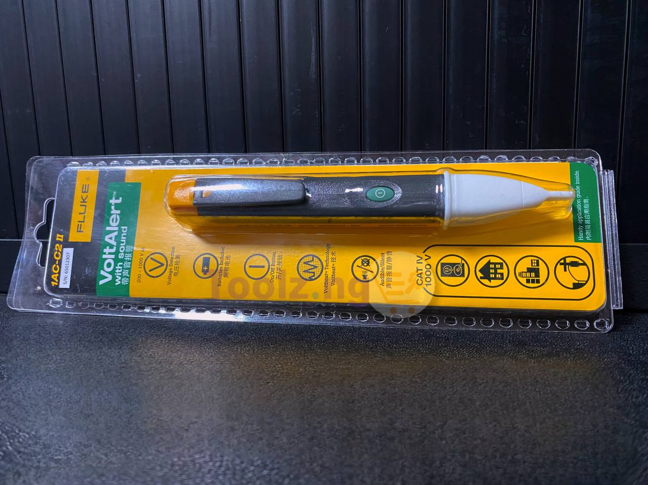 Fluke 1Ac-C2 II 200-1000V Voltage Tester - Image 2