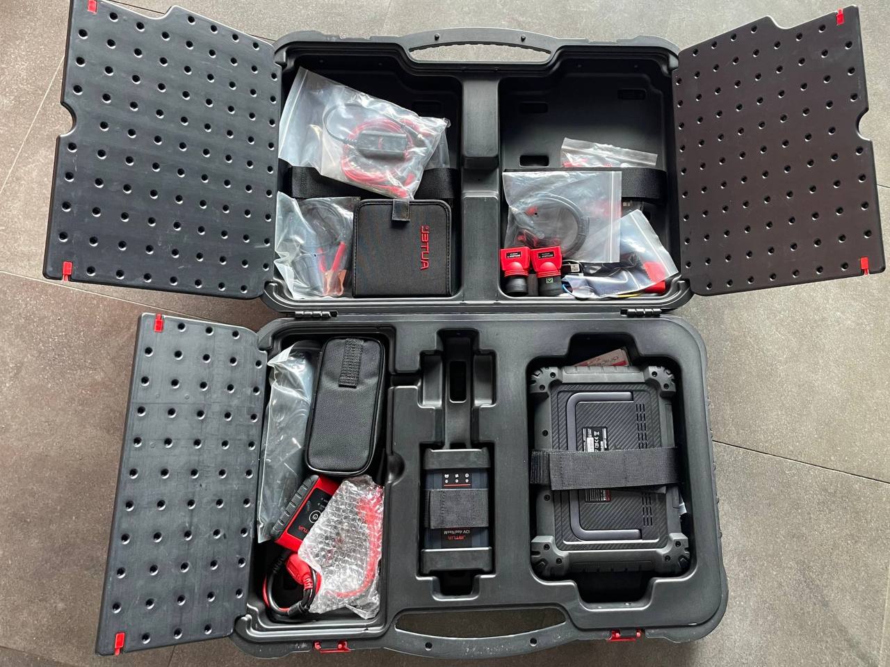 AUTEL MAXISYS MS909CV AUTOMOTIVE DIAGNOSTICS SCANNER KIT - Image 2